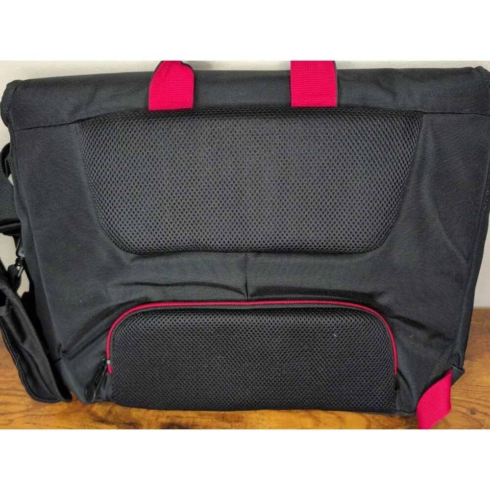 ASUS Republic of Gamers (ROG) Ranger Gaming Messenger Laptop Bag